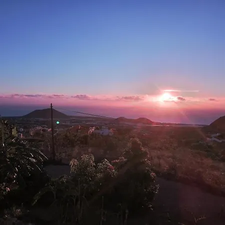 Casa Acogedora En グイマー